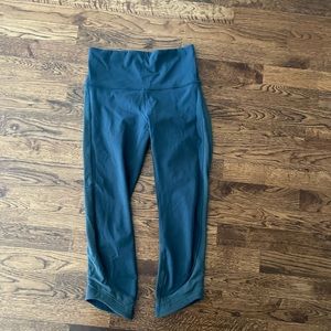 Lululemon Cropped Leggings